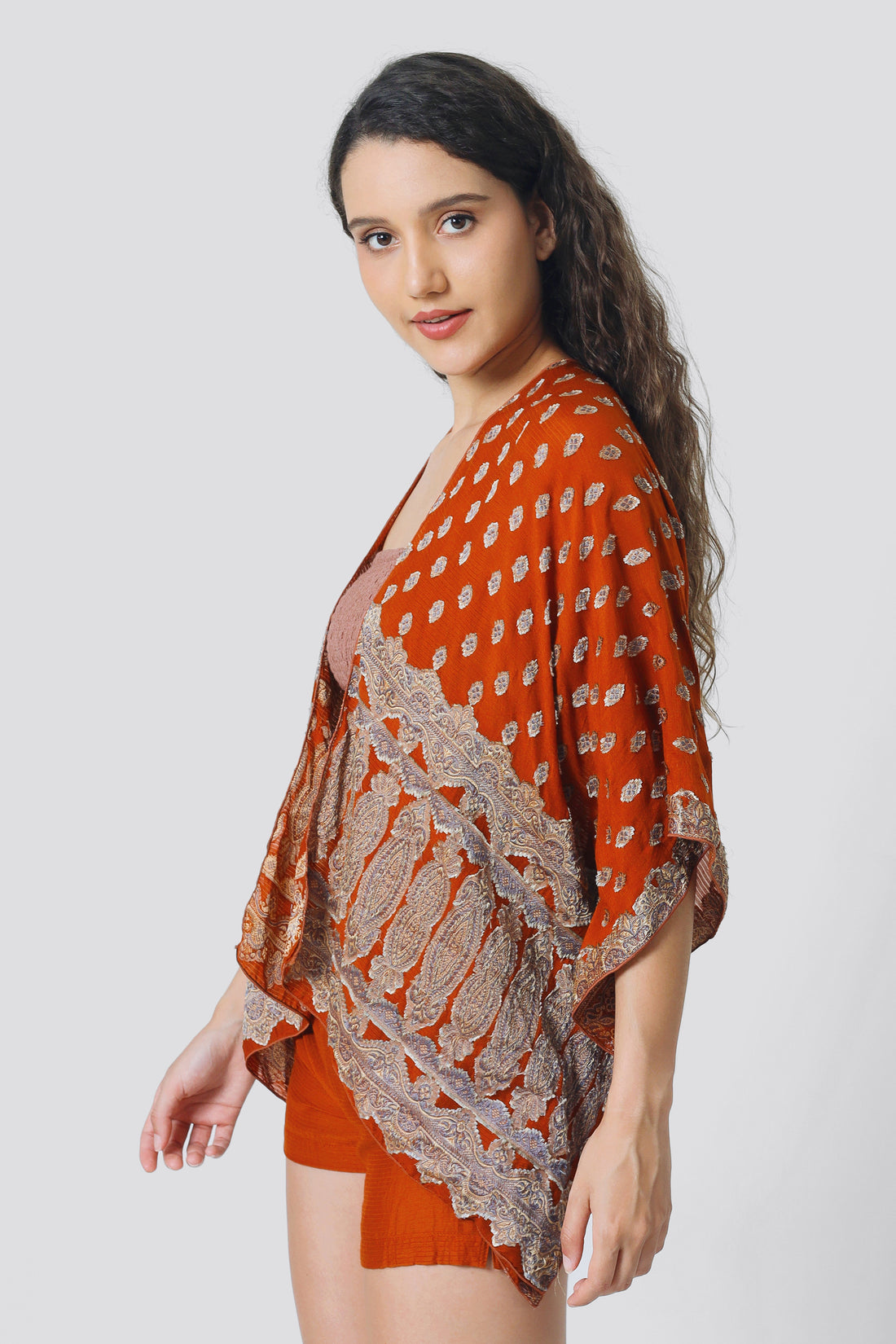 Mariam Short Cape