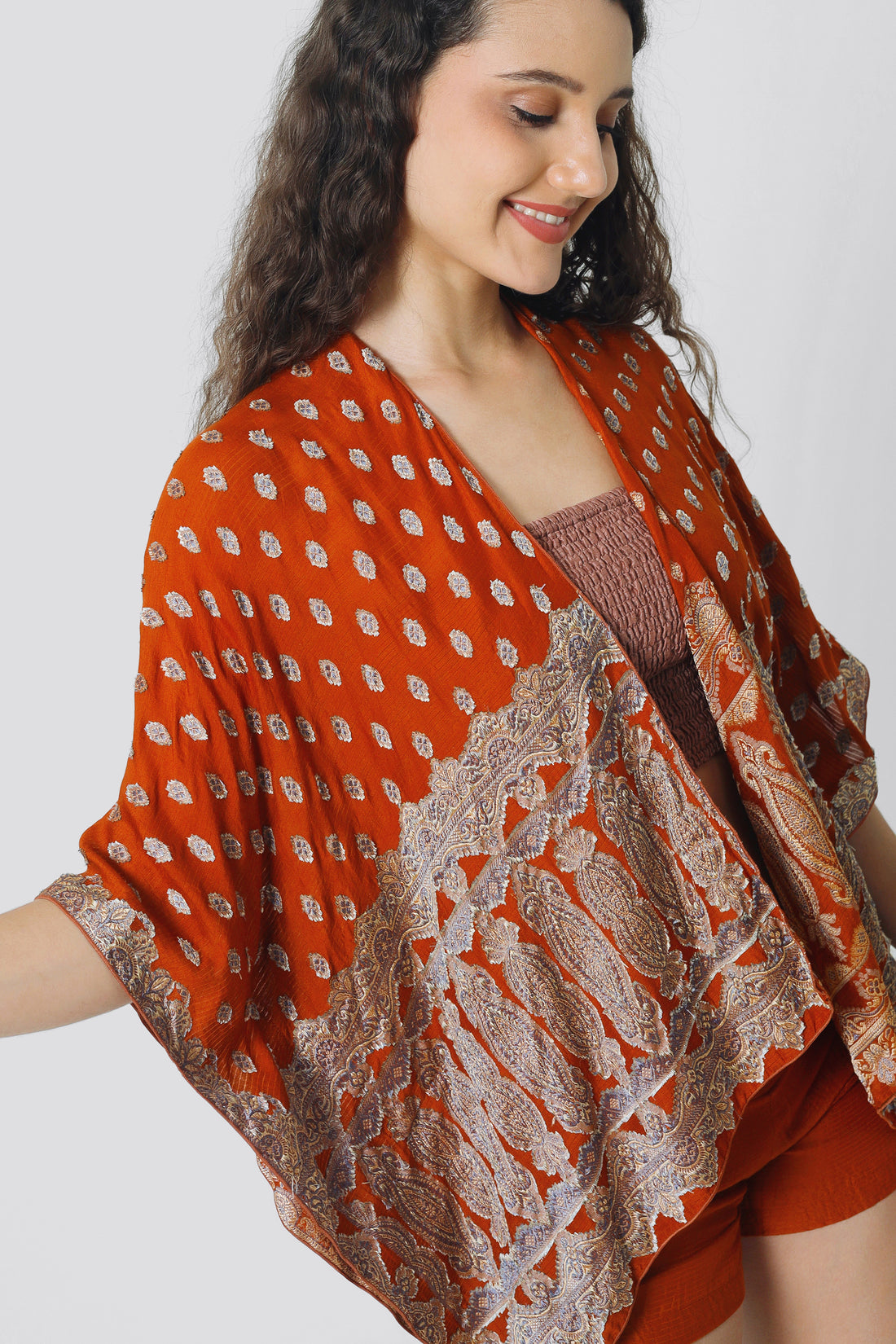 Mariam Short Cape