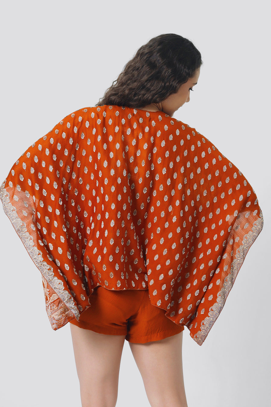 Mariam Short Cape