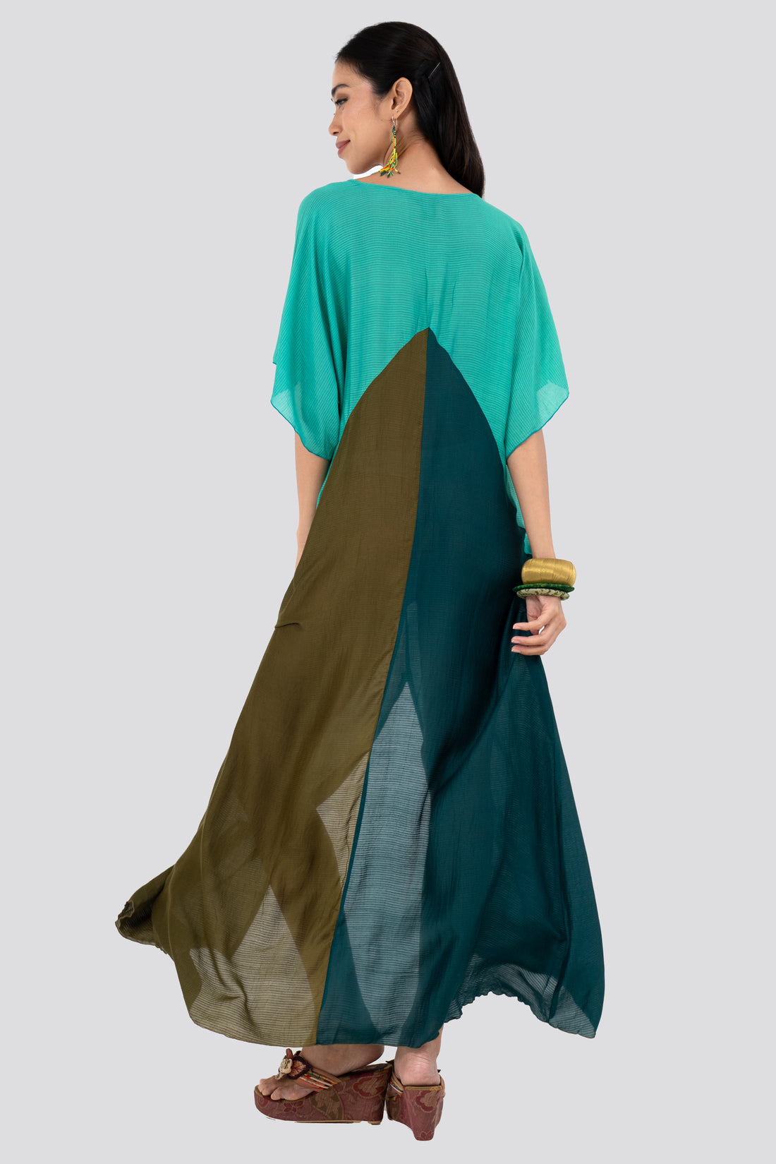 Inaya Kaftan